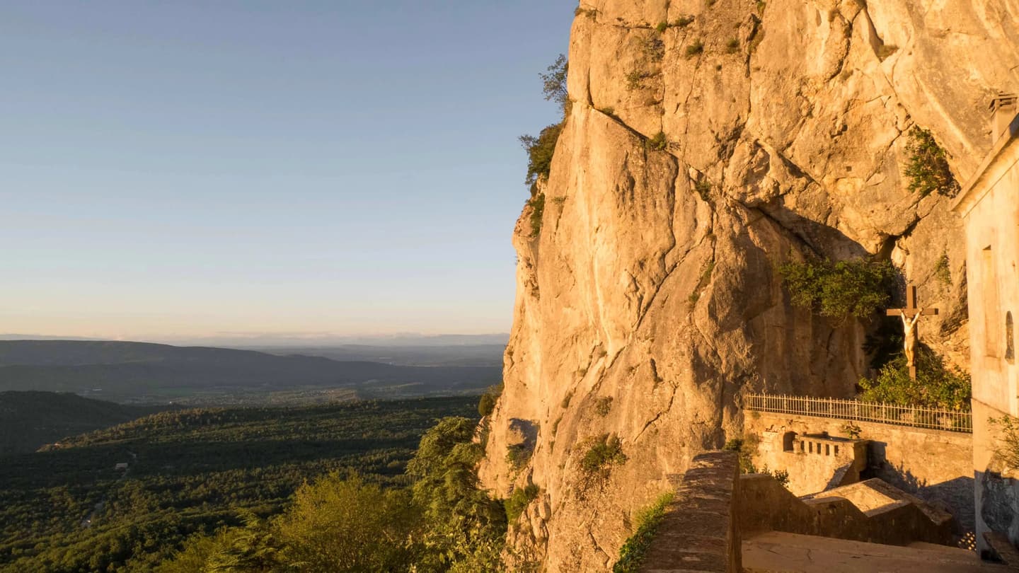 The forest path leading to Saint Baume